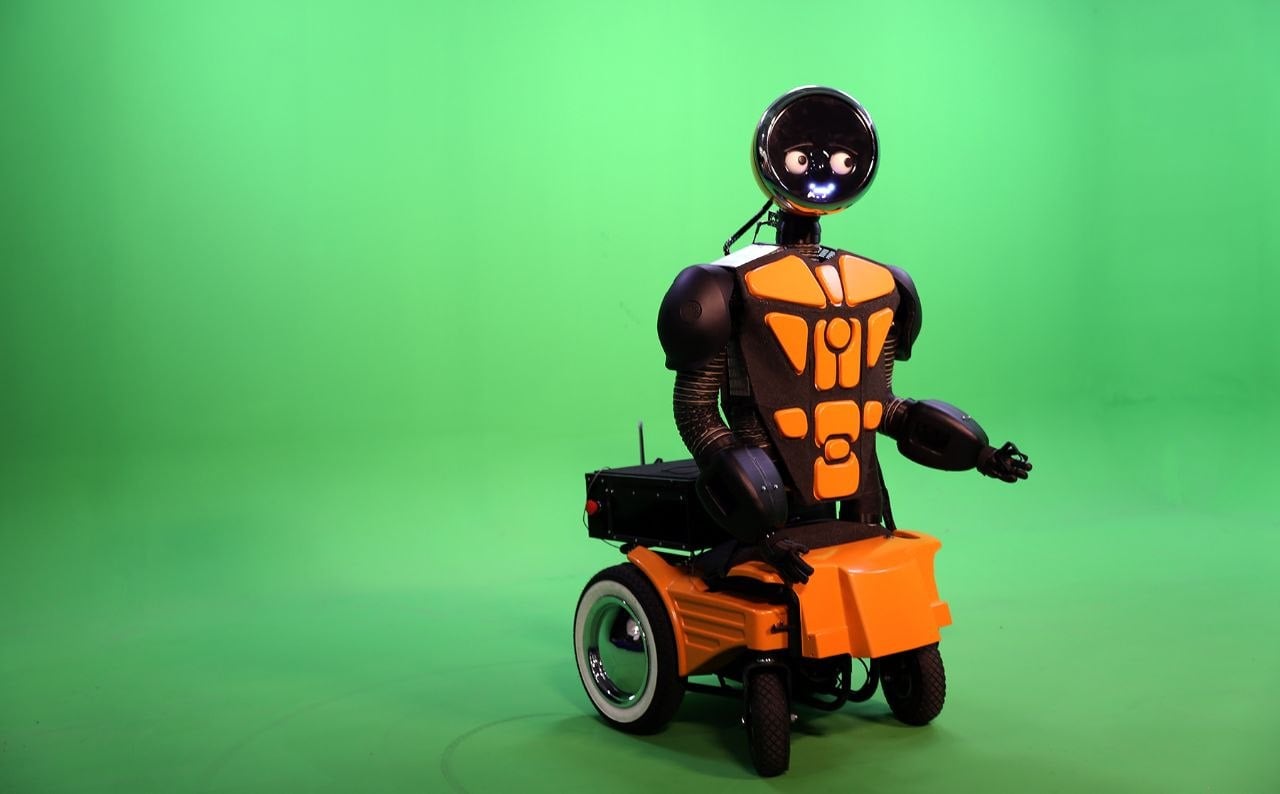 Sulu.be Steve humanoid robot
