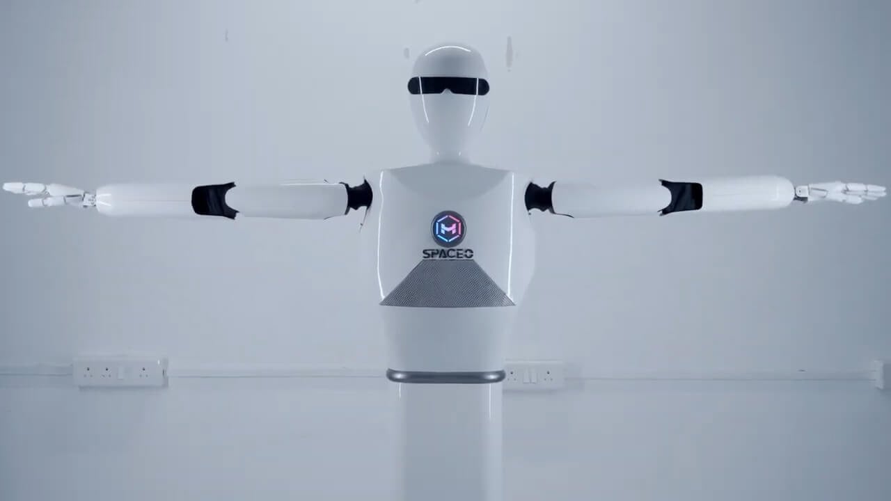 Muks Robotics Spaceo M1 humanoid robot