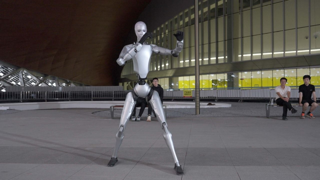 Unitree Robotics H2 / H2 Plus humanoid robot